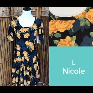 LuLaRoe L Nicole